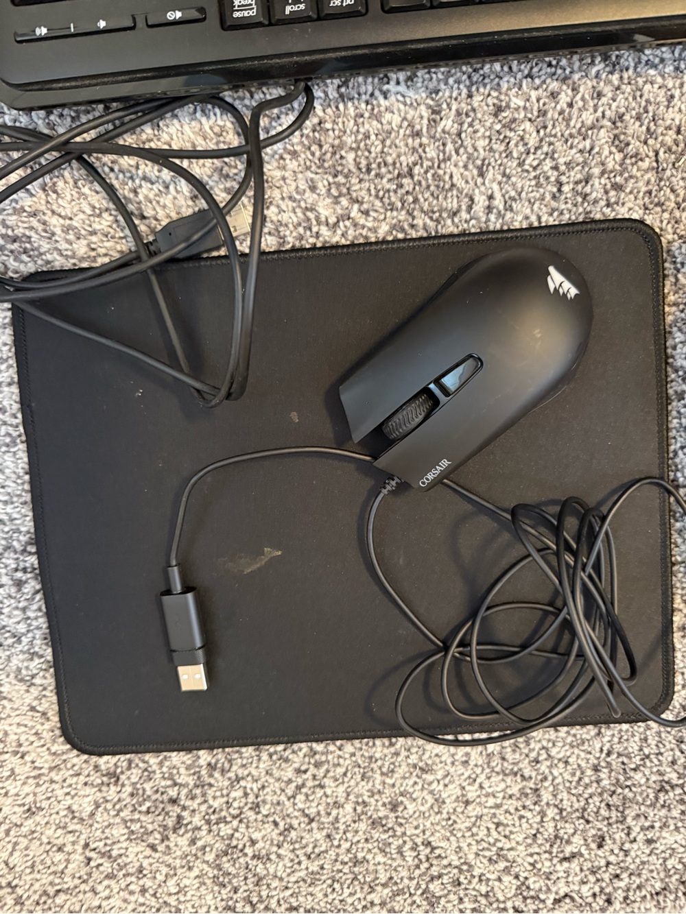 HP Black Wired Keyboard w/ Black Gaming Mouse, Large Mousepad & Speakers - Picture 3 of 5